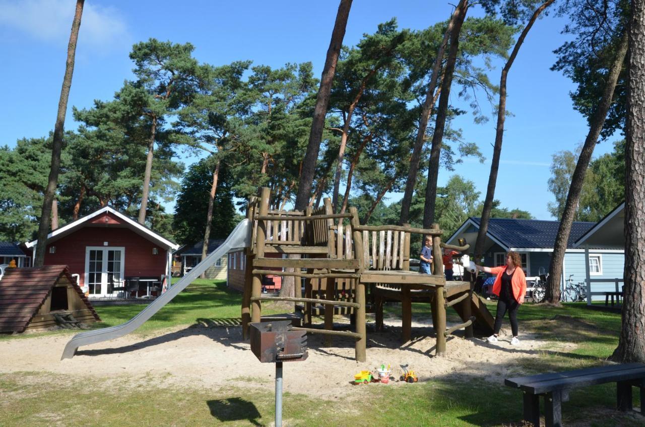 Lodge 6 Personen Camping De Molenhof Reutum Екстериор снимка