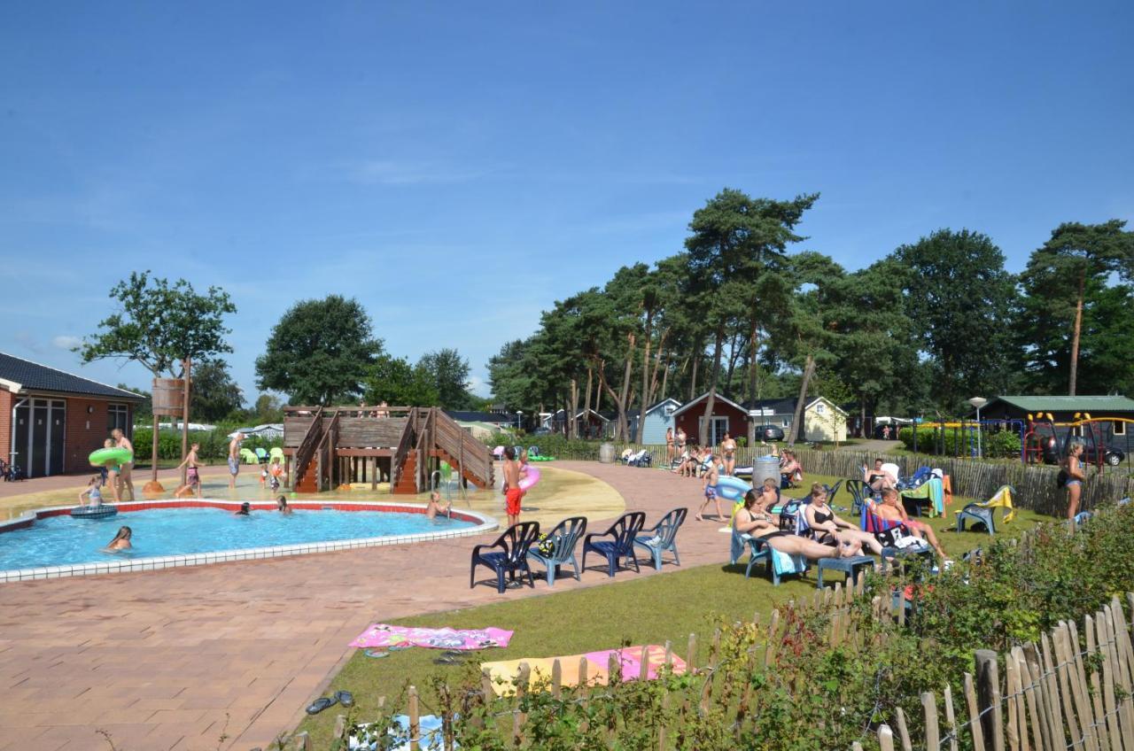 Lodge 6 Personen Camping De Molenhof Reutum Екстериор снимка