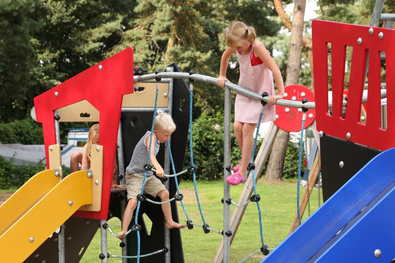 Lodge 6 Personen Camping De Molenhof Reutum Екстериор снимка